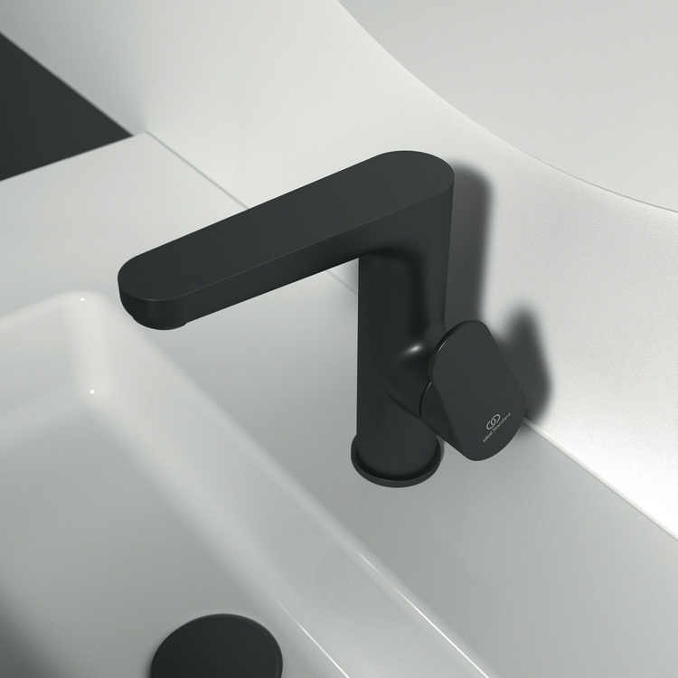 Смесител стоящ за умивалник H155 с висок чучур Cerafine O